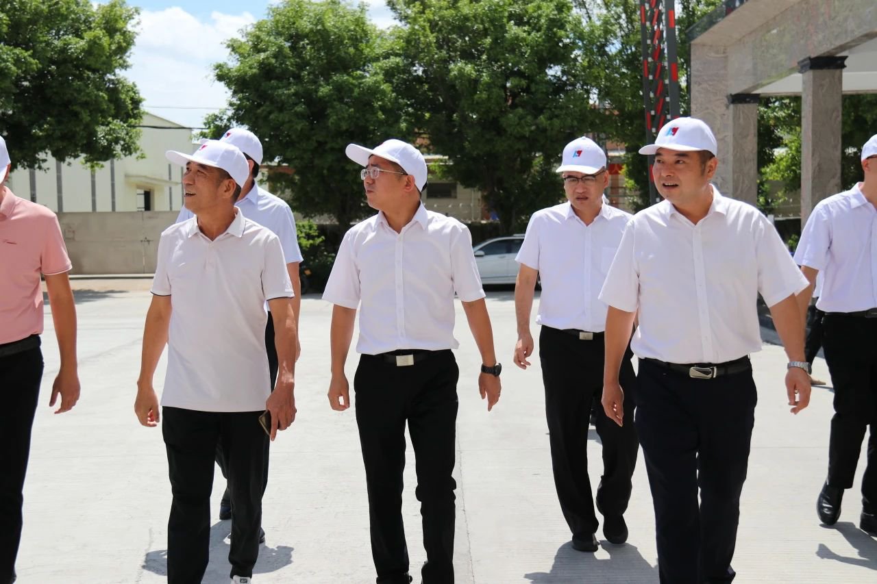 護航力源科技二期廠房項目建設(shè)！區(qū)政府開展項目建設(shè)督導工作